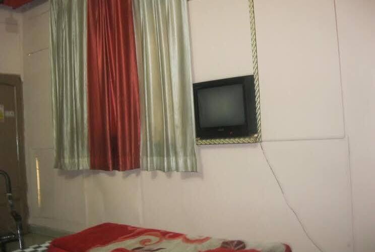Satkar Hotel, Saharanpur 4